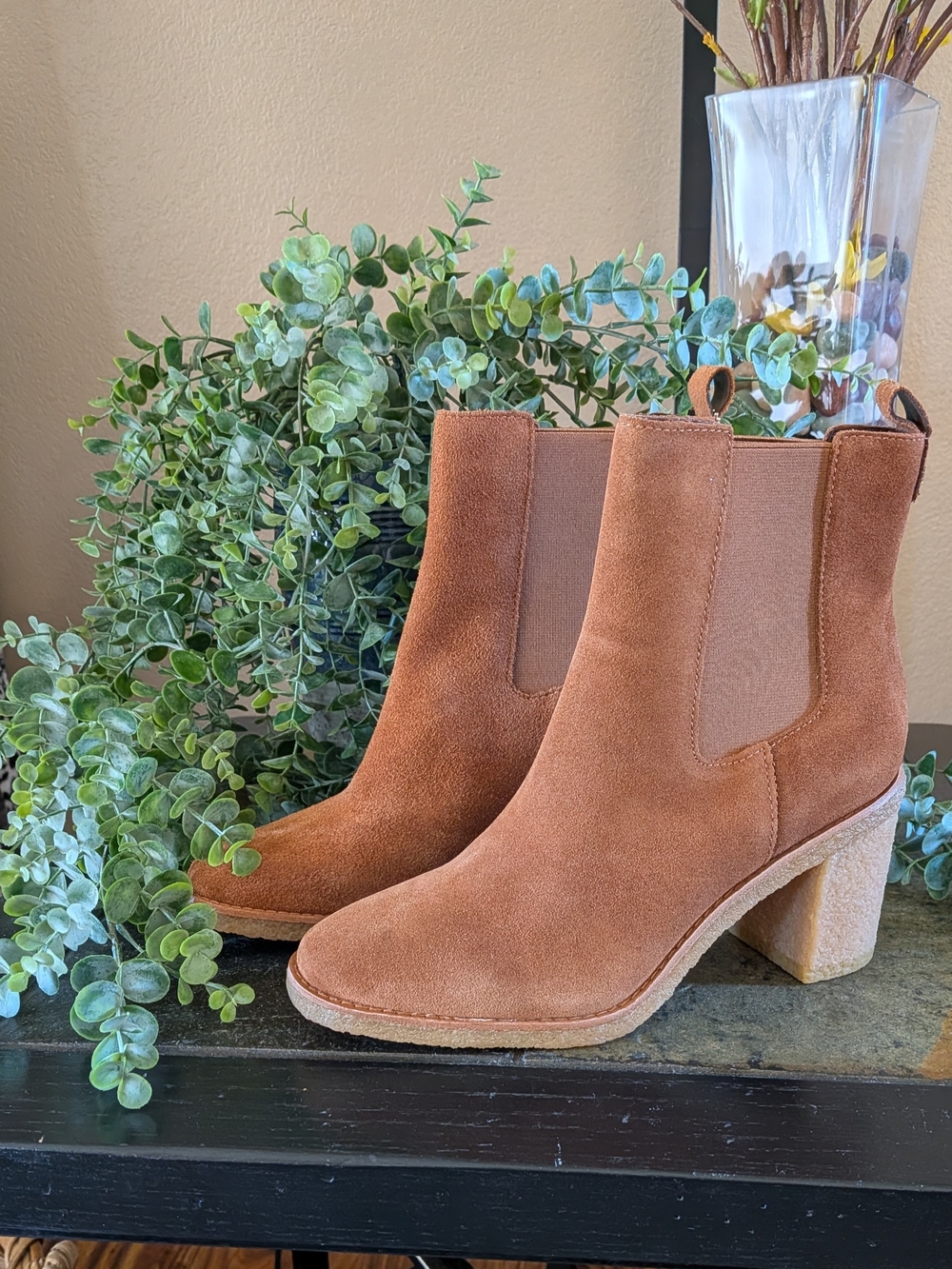 NWT! Lauren Ralph Lauren Women's BROWN Suede Pull-On Dress Booties Size 8